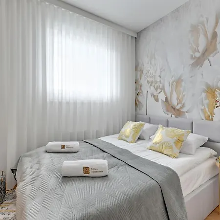 Diamond - Sea View Apartment